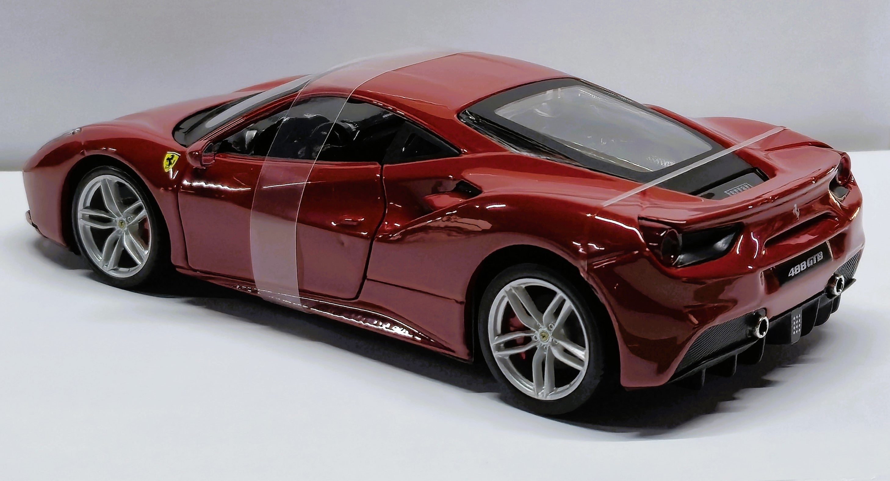 Bburago Ferrari 488 GTB 1/24 – Hobbytoys.co
