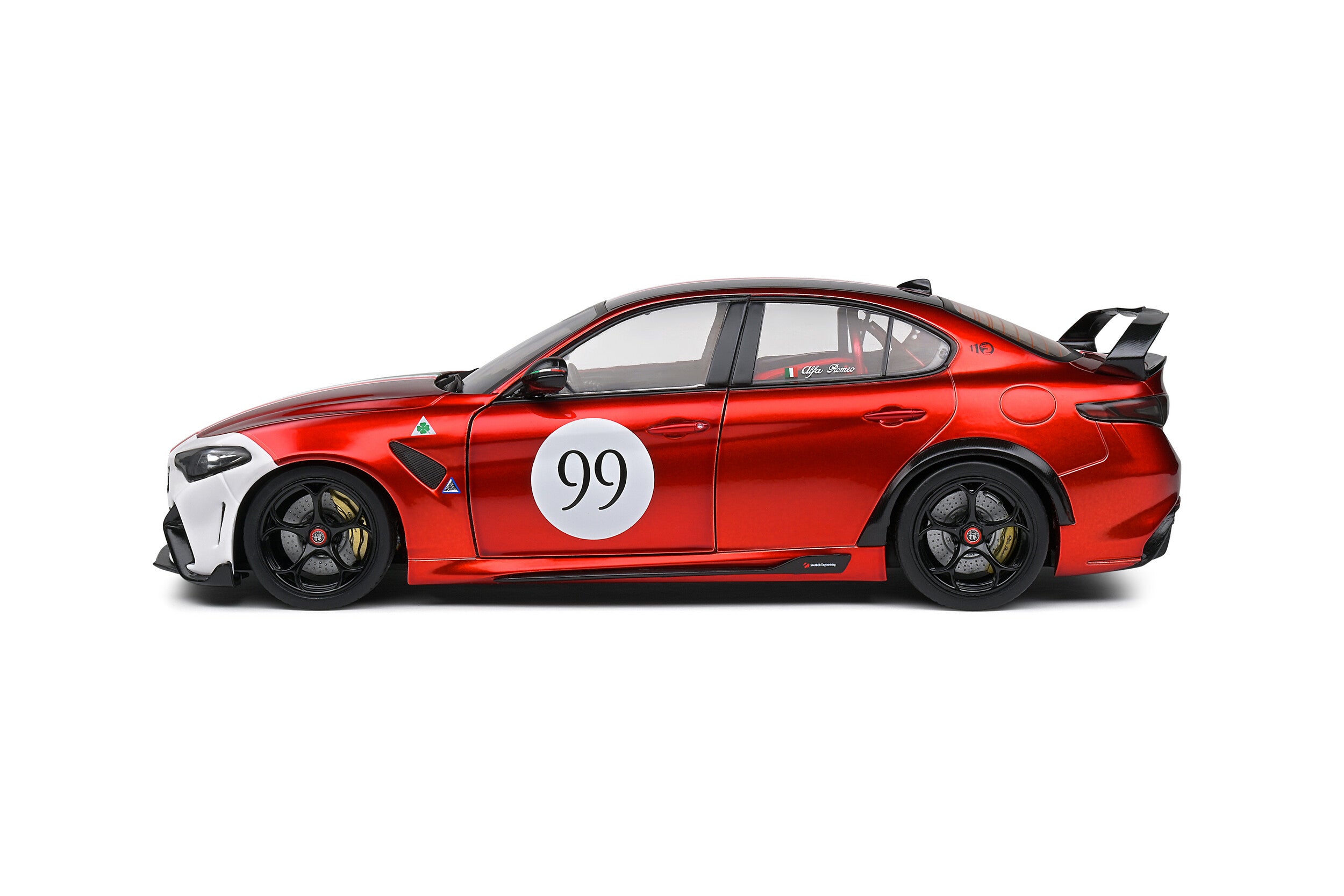 Solido Alfa Romeo Giulia GTA-M Tricolore Mugello - 2022 - Red Diecast Car 1/18