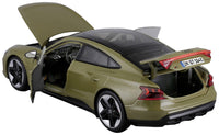 Bburago 2022 Audi RS e-tron GT 1/18 Metallic Green