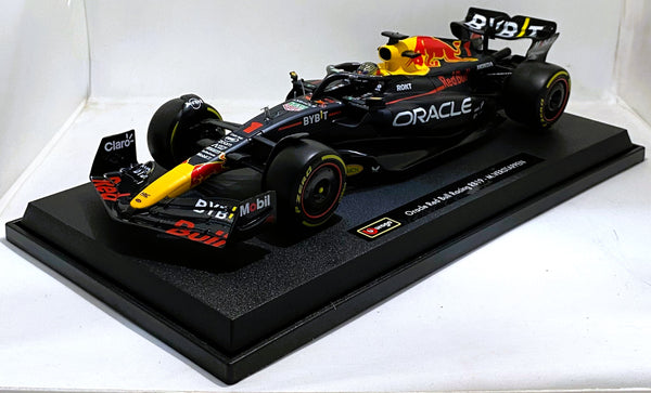 Bburago 2023 Red bull Racing Team 1 Max Verstappen, 1/18 RB19