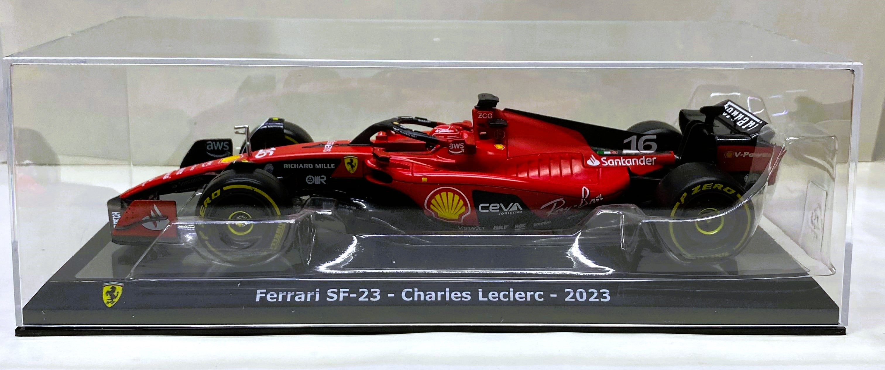 Bburago 2023 F1 Ferrari SF23 Ferrari Racing Team #16 Racing C Leclerc car 1/24 with Display Case