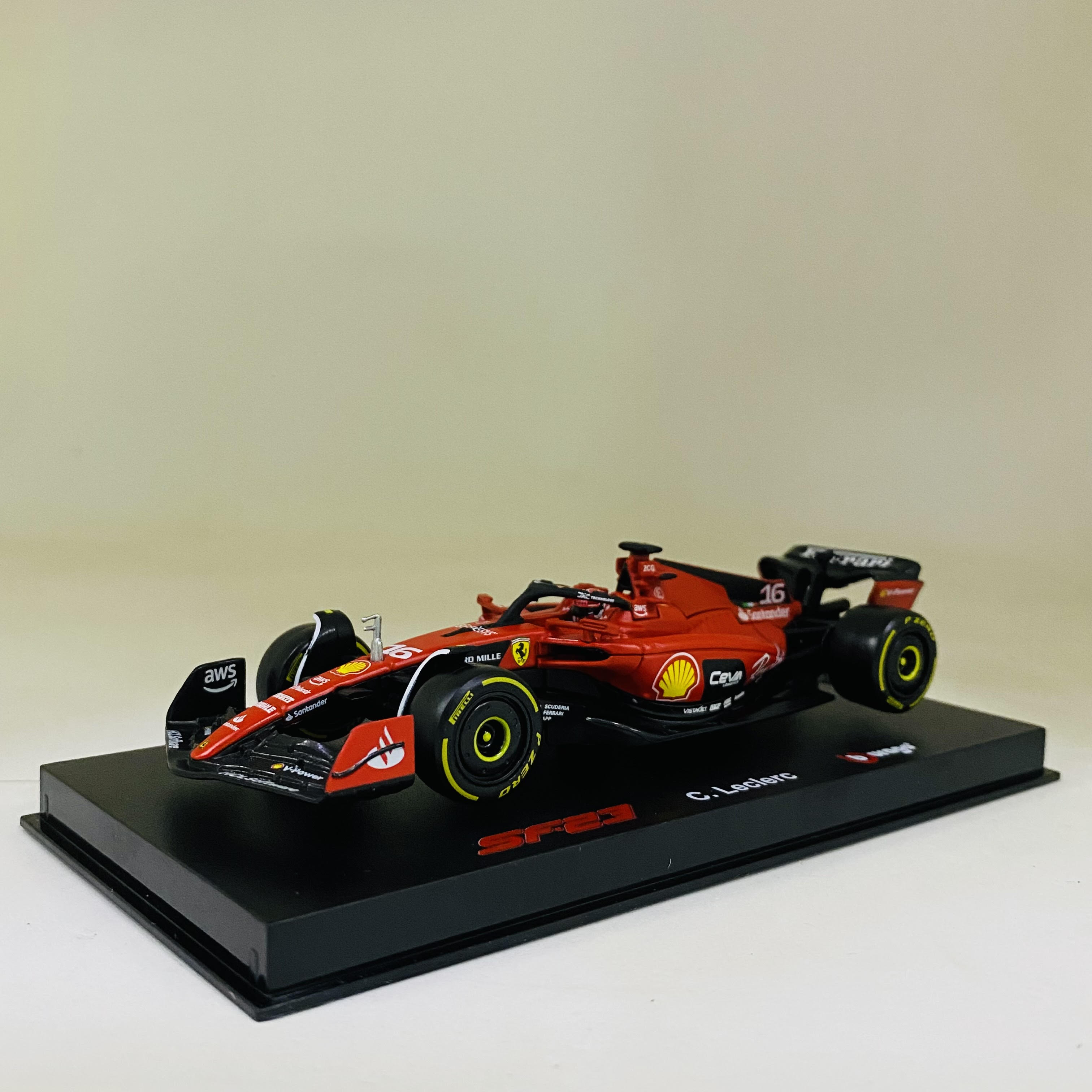 Bburago 2023 SF-23 Ferrari Racing Team #16 C. leclerc car 1/43