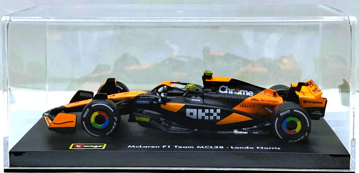 Bburago - McLaren F1 Team MCL38 #4 (Norris), con casco - Scala 1:43, Modellini B Bburago - McLaren F1 Team MCL38 #4 (Norris), con casco - Scala 1:43, Modellini B