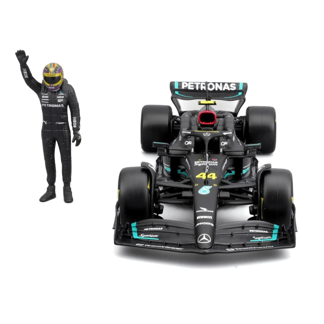 Bburago 2024 Mercedes AMG W15 F1 car With Figure #44 Lewis Hamilton 1/24