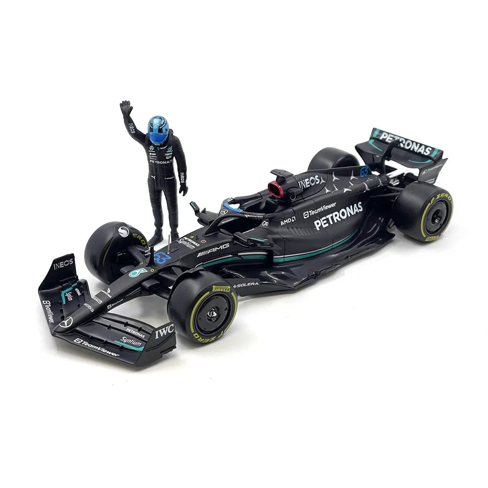 Bburago MERCEDES AMG PETRONAS 2023 F1 W14 E Performance George Russel 1/24 with figure