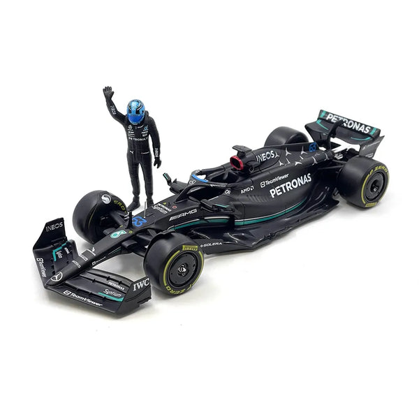 Bburago MERCEDES AMG PETRONAS 2023 F1 W14 E Performance George Russel 1/24 with figure