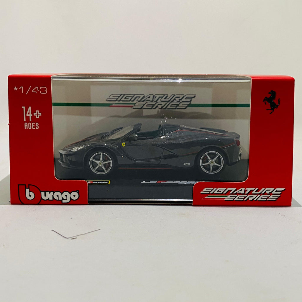 Bburago Ferrari Laferrari Aperta Signature Edition Black 1/43