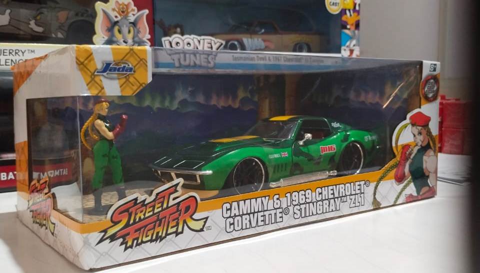 Hollywood Rides JADA Vehicle with figure Street Fighter 1969 cammy 6 Chevrolet corvette Stingray ZL1 1/24 diecast car