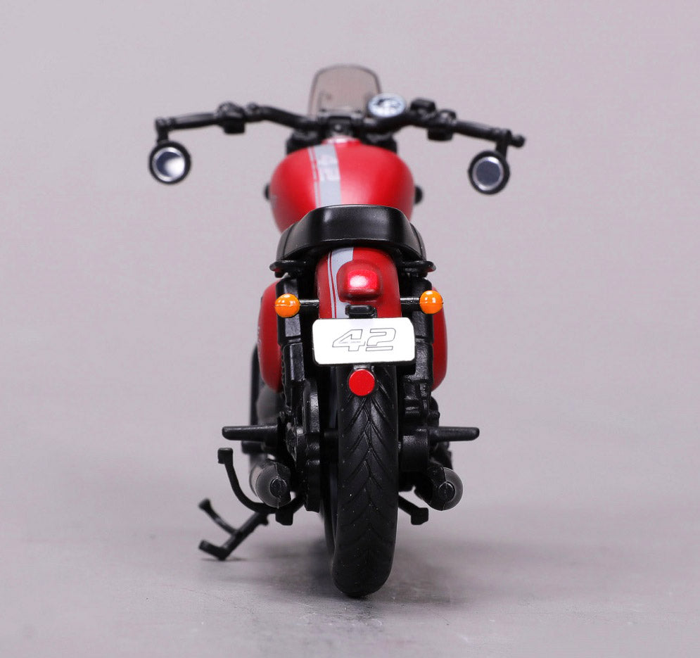 JAWA 42 bike miniature scale model bike in Orion Red colour scale 1/18 by Maisto