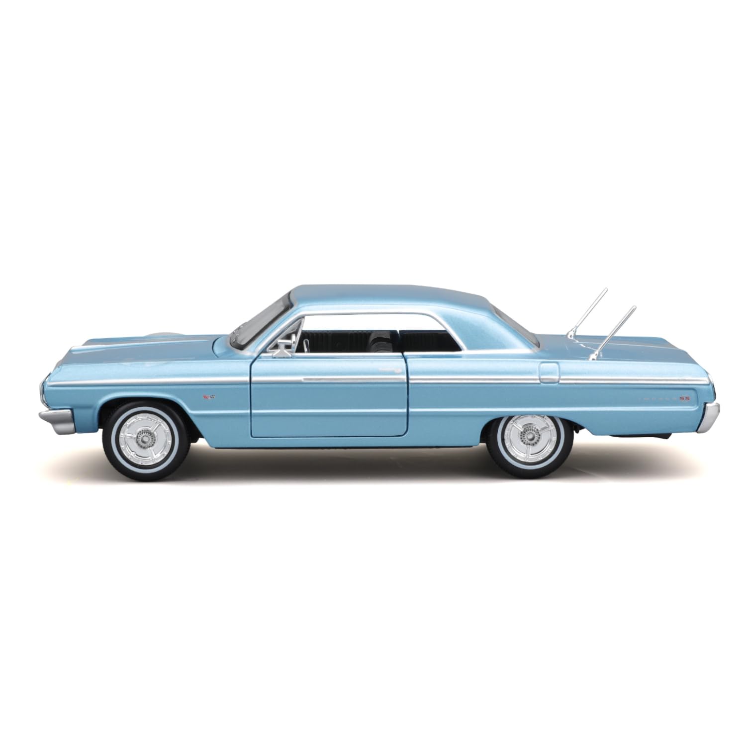 Maisto 1964 Chevrolet Impala 1/24 Blue in acrylic case