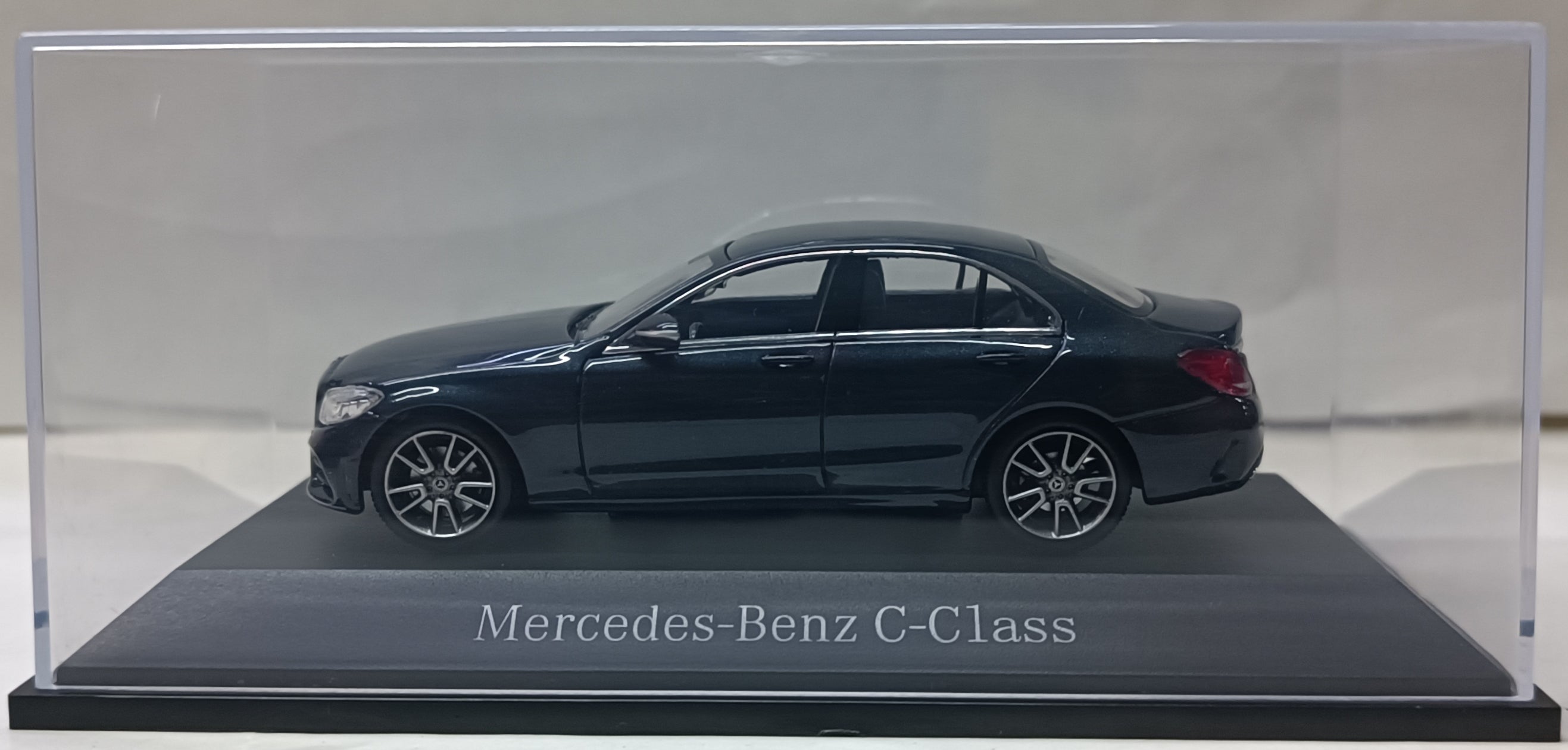 Minichamps Mercedes benz C Klasse Anthracite Blue 1/43 – Hobbytoys.co