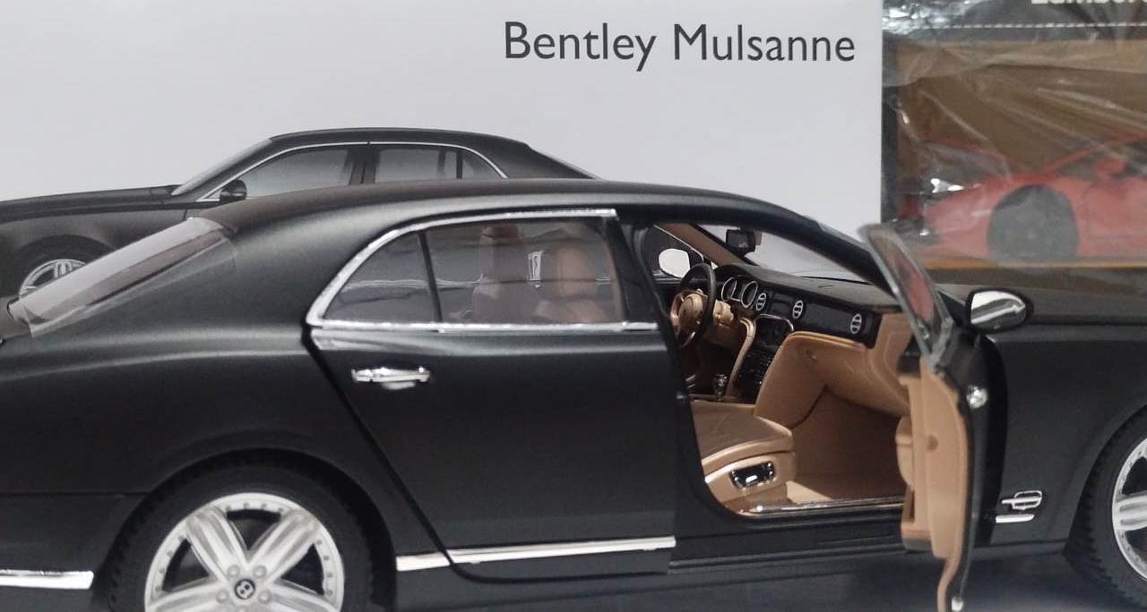Rastar Bentley Mulsanne Signature Edition 1/18 Black