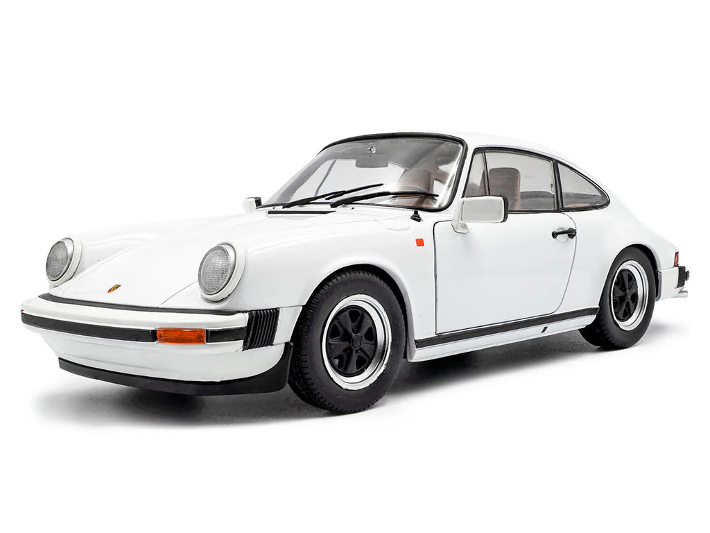 Solido 1974 Porsche 911 930 3.0 SC White 1/18 scale diecast model car