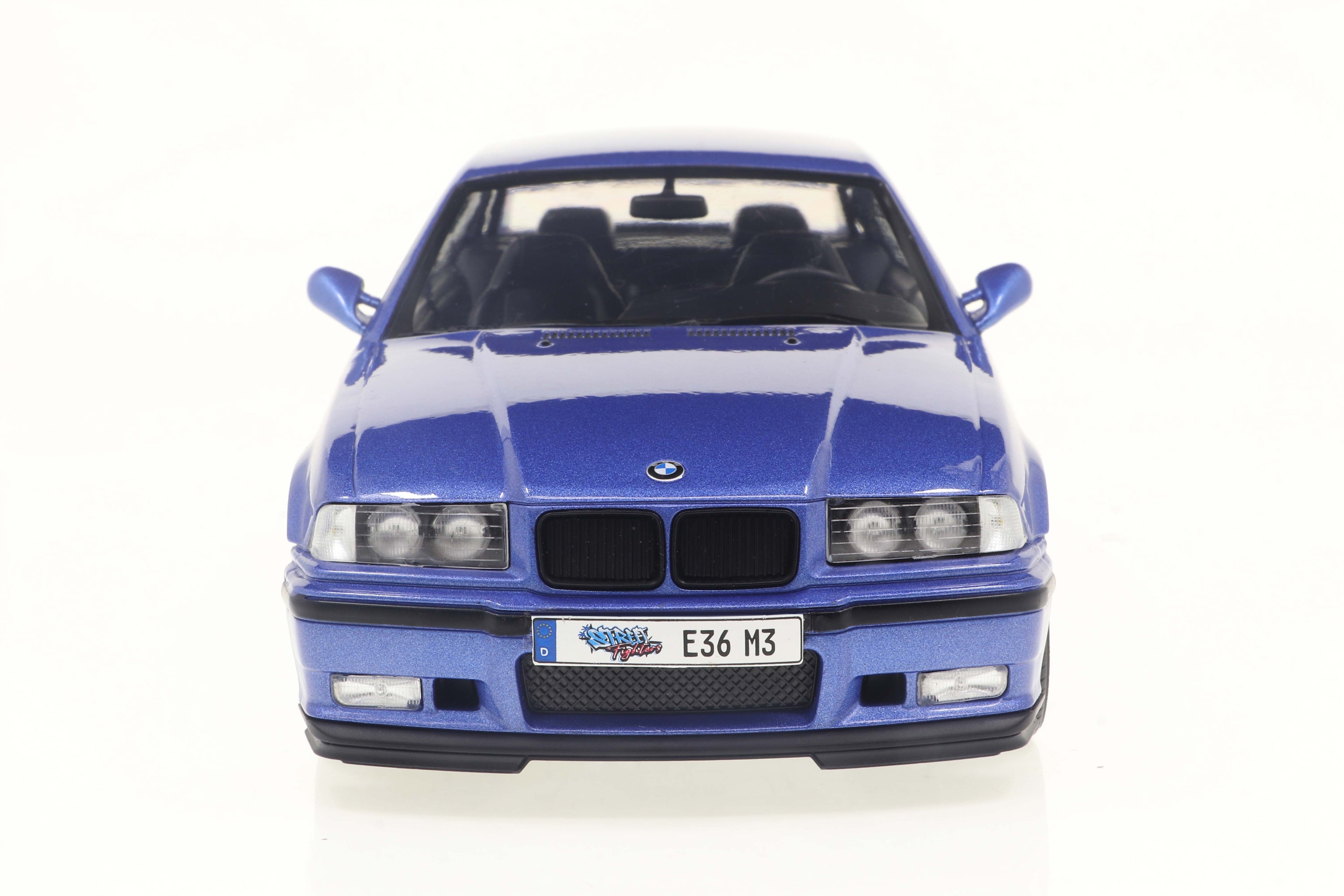 Solido 1996 BMW W36 M3 Coupe Blue 1/18 scale diecast model car