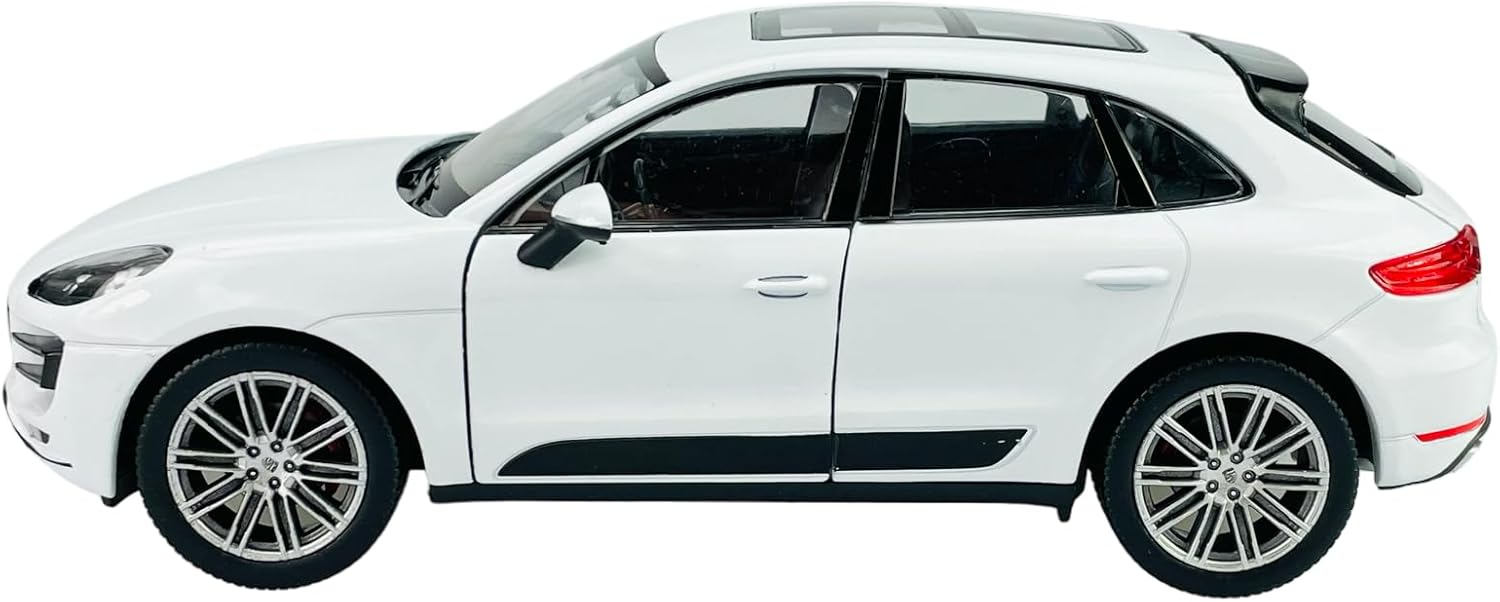 Welly Porsche Macan Turbo White diecast car 1/24 scale