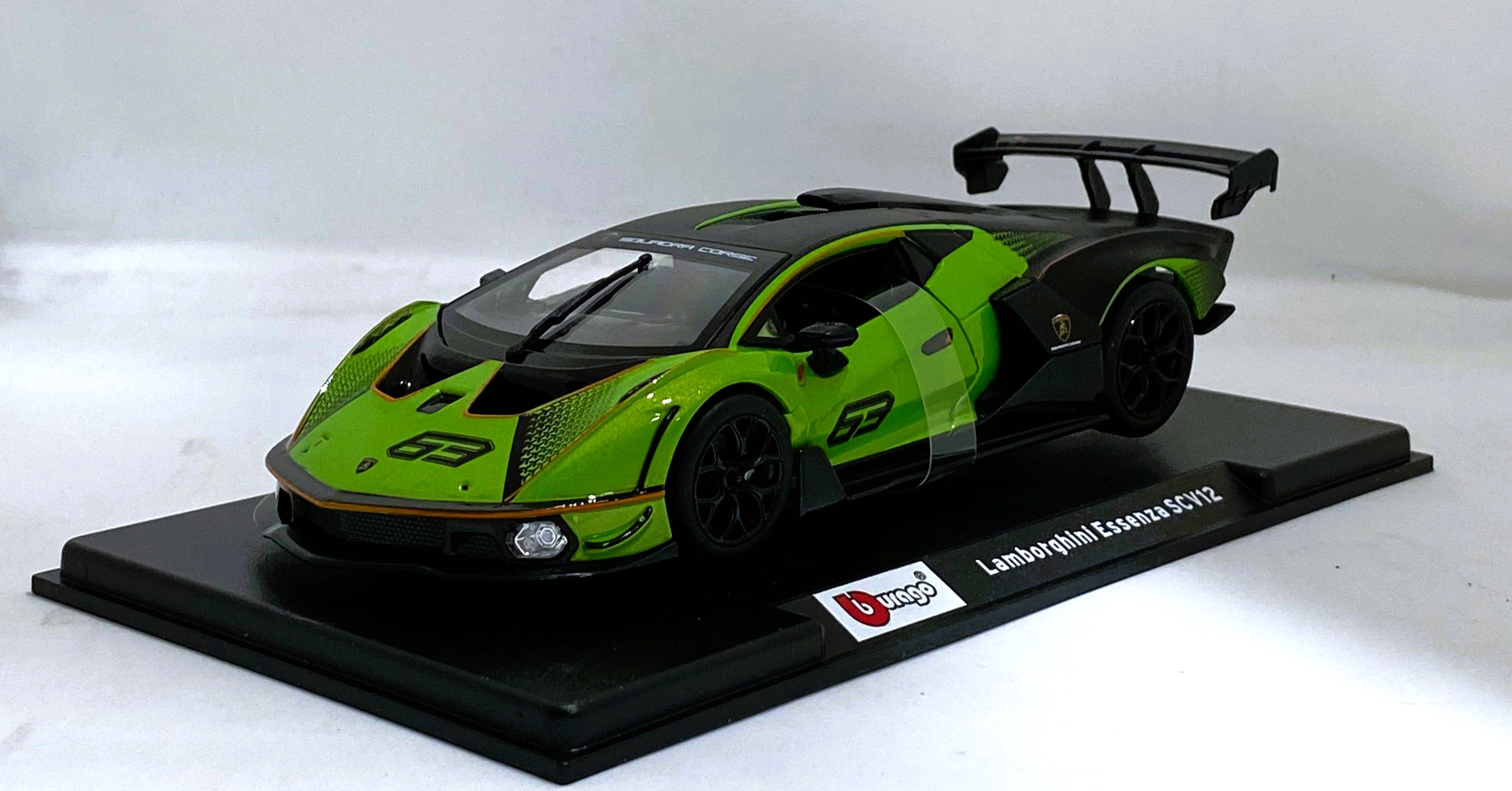 Bburago RACING series Lamborghini Essenza SCV12 1/24 Green