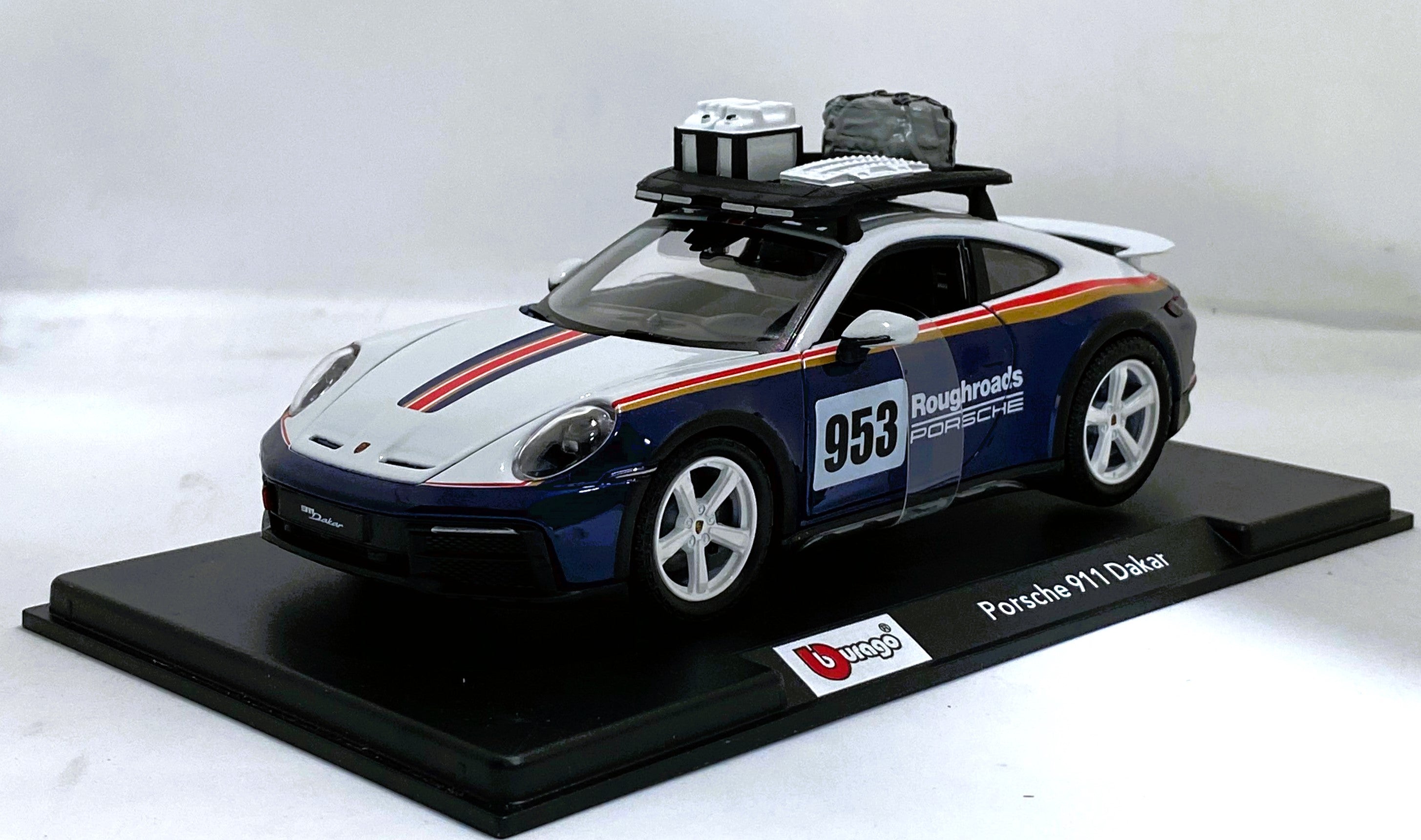 Bburago RACING series Porsche 911 Dakar Car 953 1/24