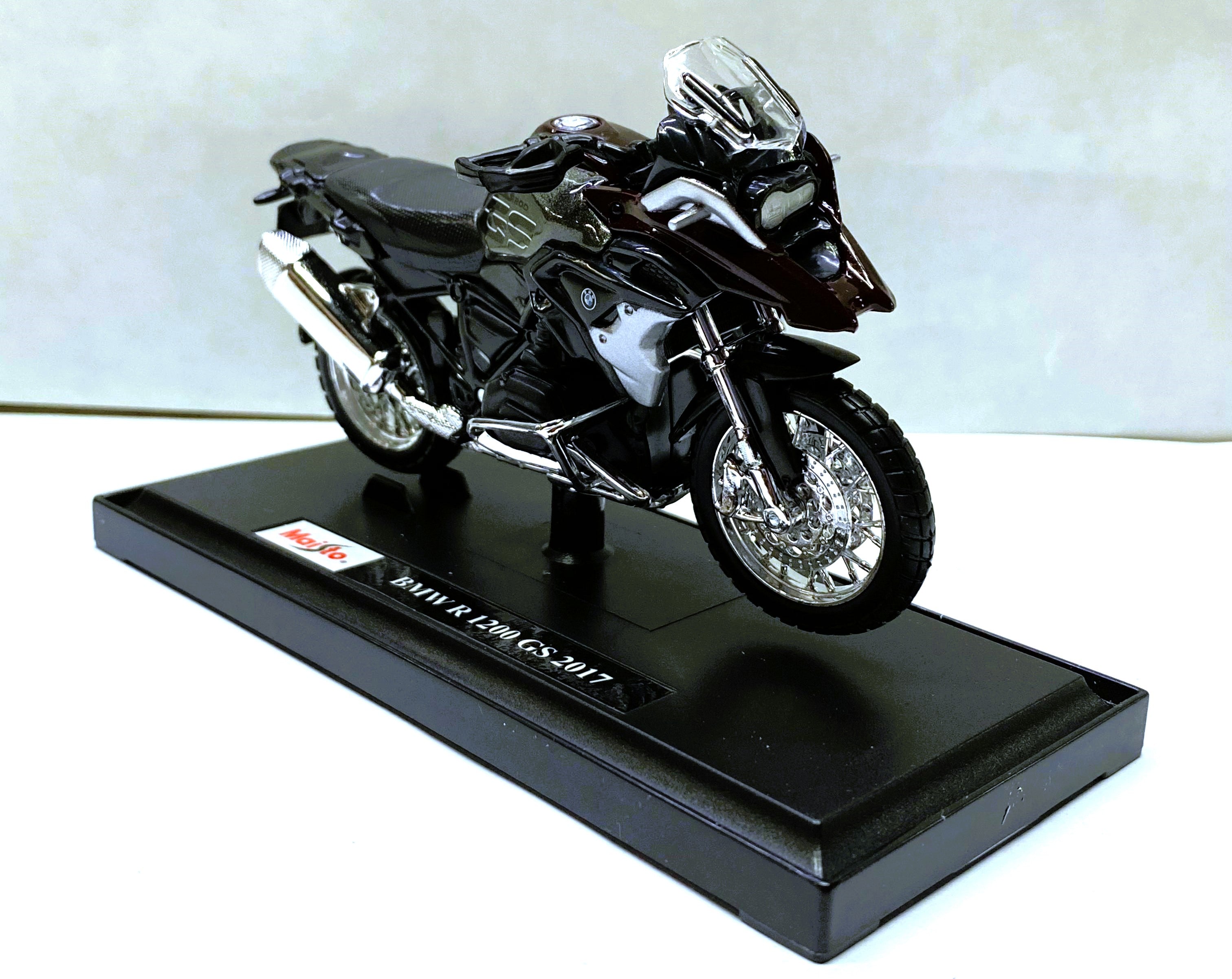 Maisto BMW R 1200 GS 2017 1/18