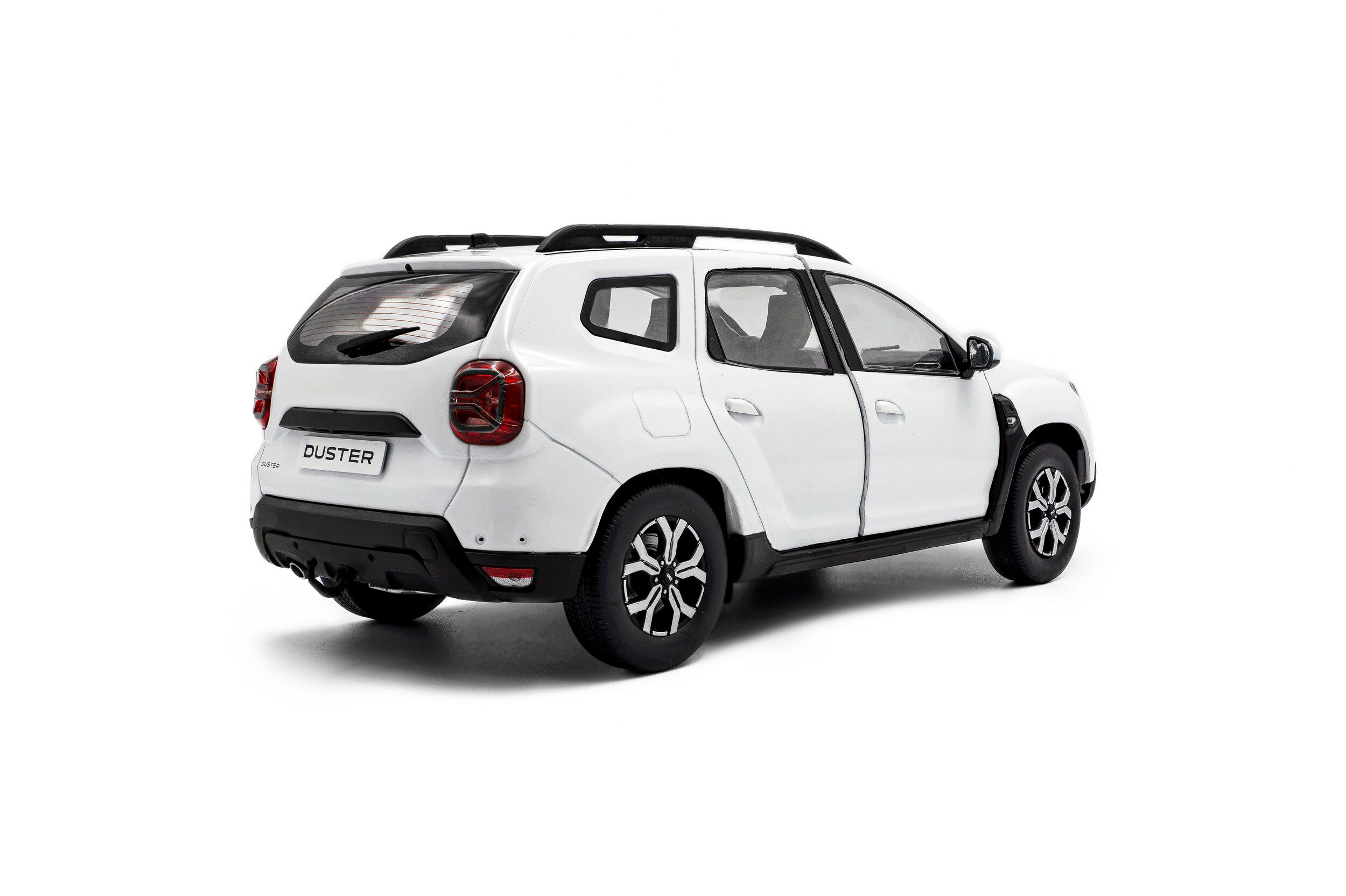 Solido 2024 Dacia Duster Ph 2.5 White 1/18 scale diecast model car