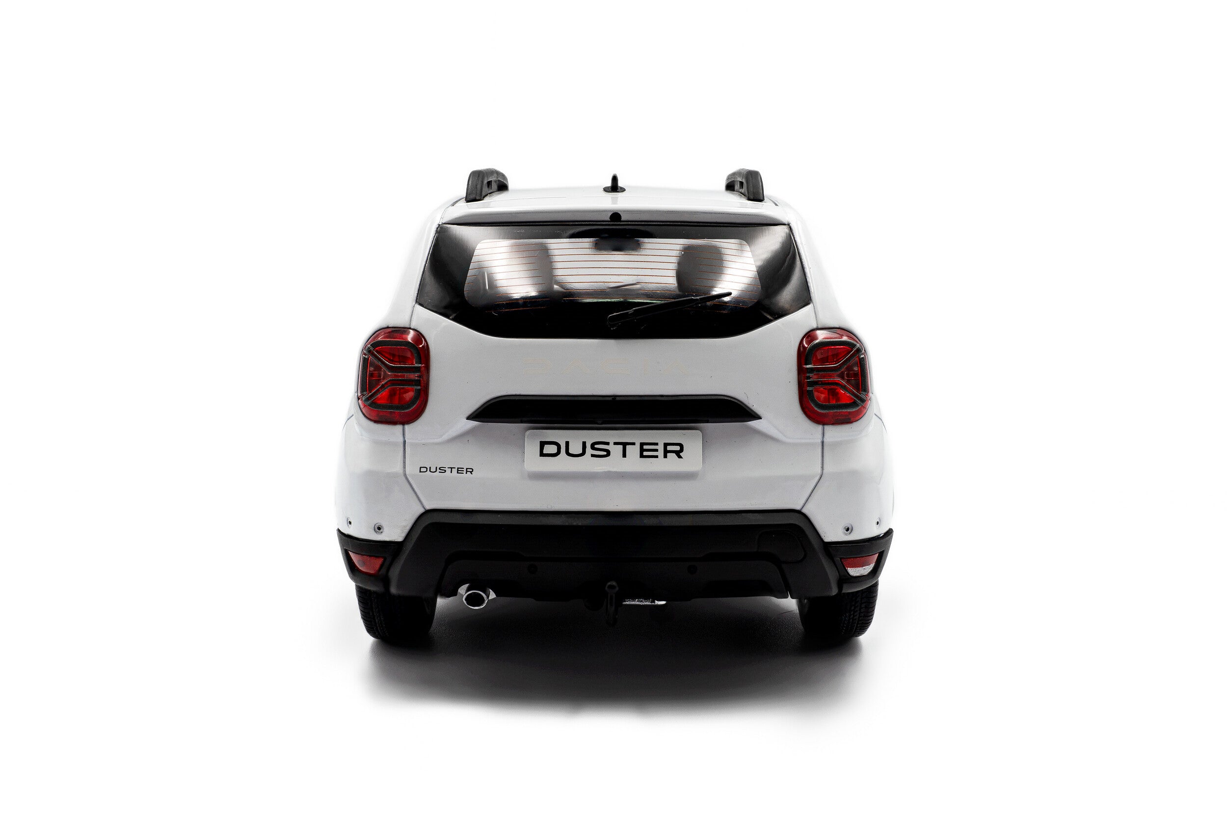 Solido 2024 Dacia Duster Ph 2.5 White 1/18 scale diecast model car
