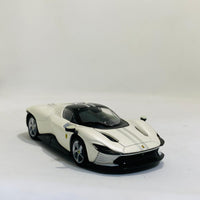 Bburago Ferrari Daytona SP3 White 1/43