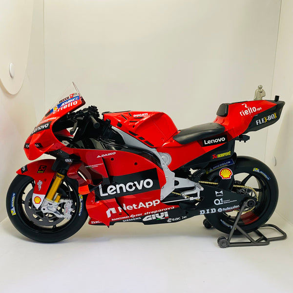 Maisto 2022 Ducati Lenovo MotoGP diecast bike model 1/6