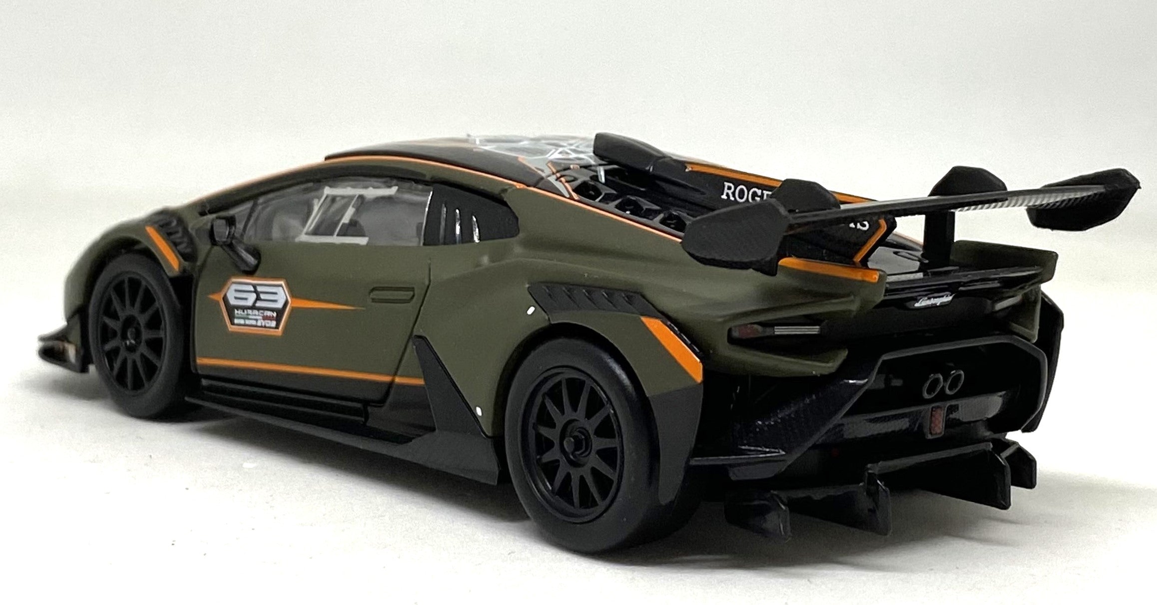 Bburago Lamborghini Huracan Super Trofeo EVO2 Diecast Miniature car 1/43 scale