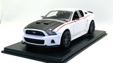 Maisto 2014 Ford Mustang Street Racer 1/24 White