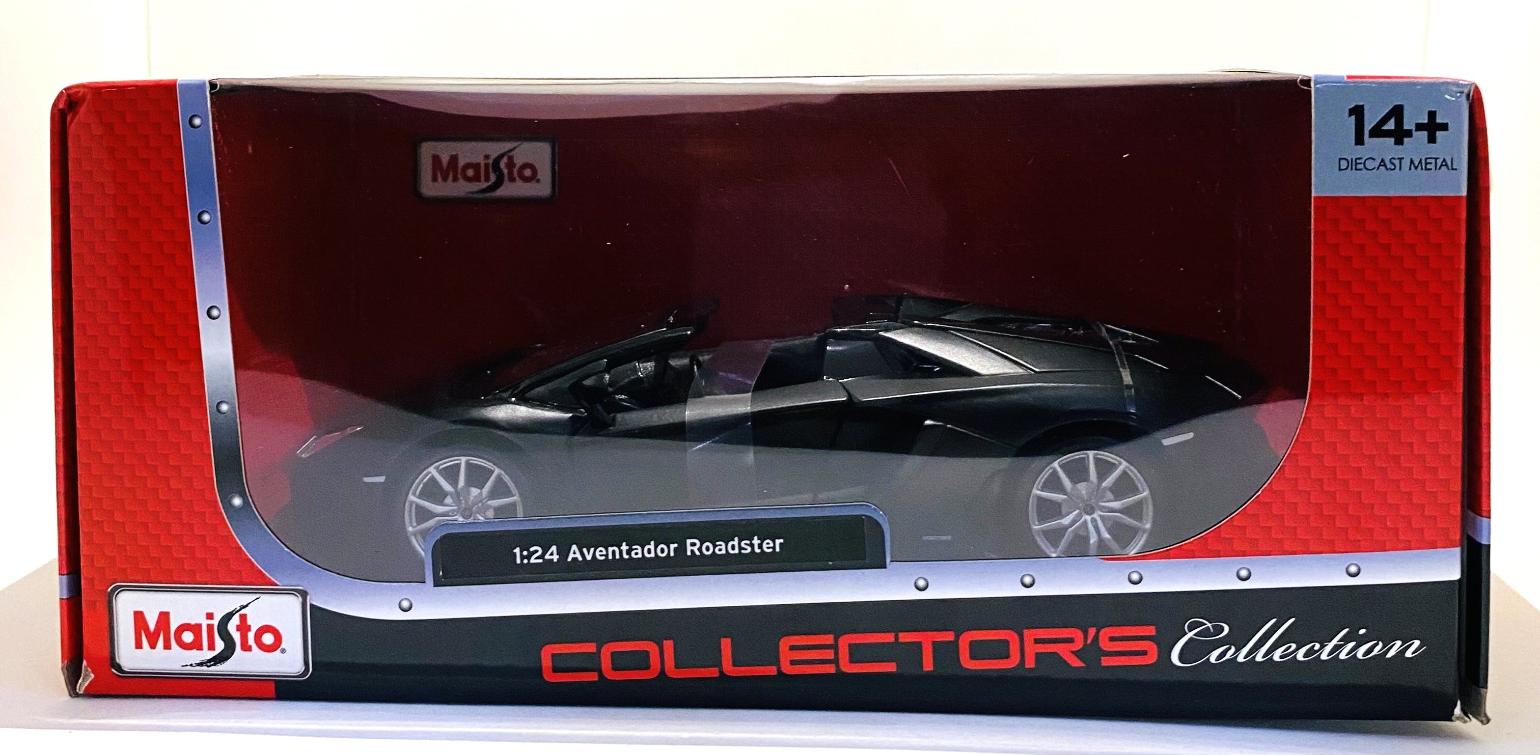 Maisto Lamborghini Aventador LP 700-4 Roadster 1/24 Matt Black