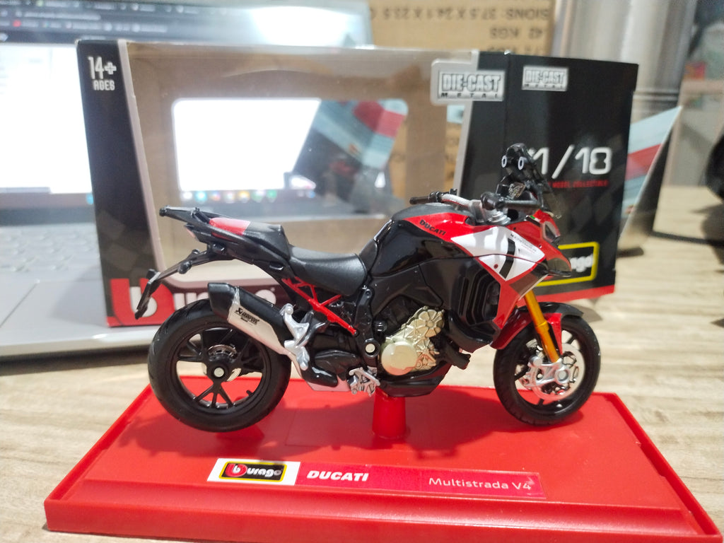 Bburago Ducati Multistrada V4 1/18