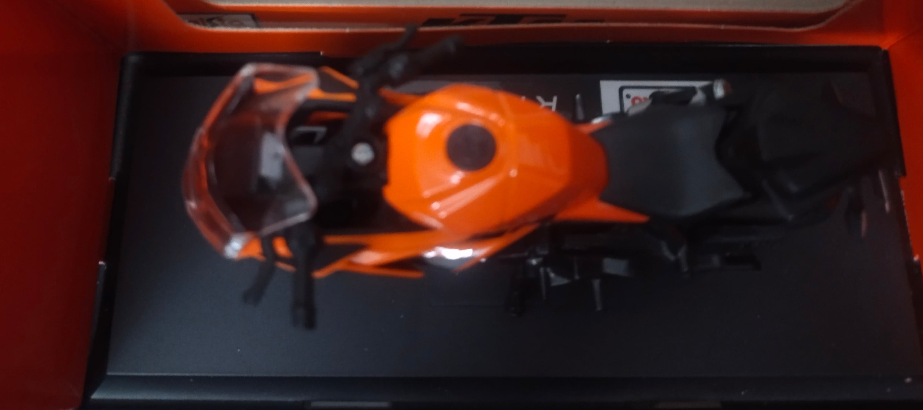 Maisto 2022 KTM RC 390 1/18 orange