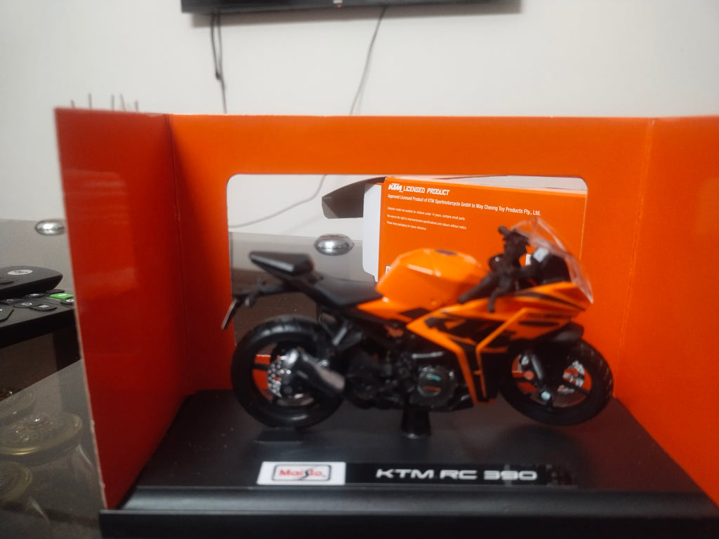 Maisto 2022 KTM RC 390 1/18 orange