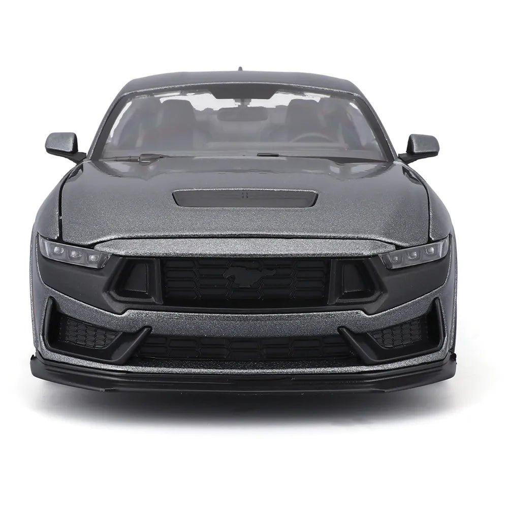 Maisto 2025 Ford Mustang GTD diecast miniature 1/18 model car Grey