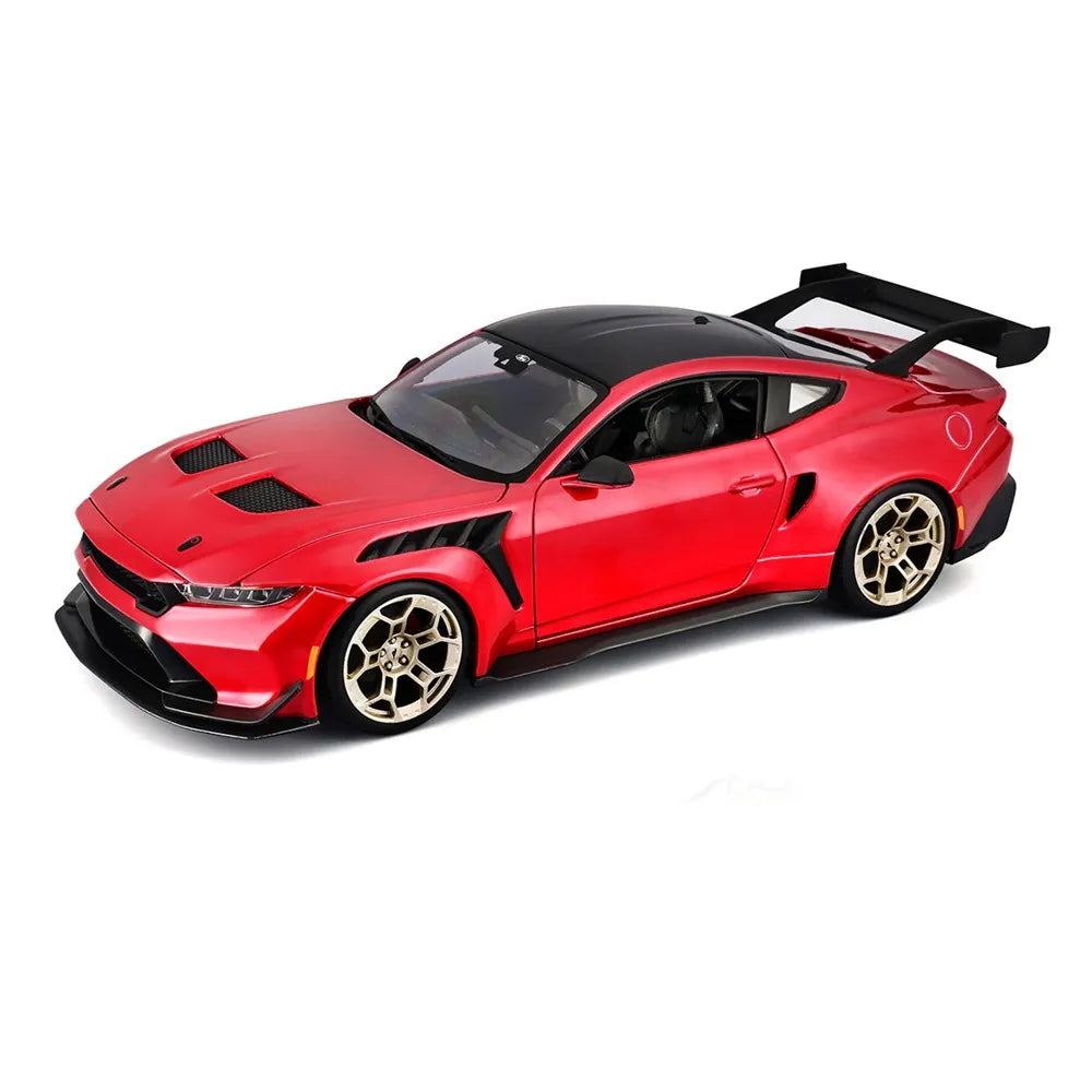 Maisto 2025 Ford Mustang GTD diecast miniature 1/18 model car Red