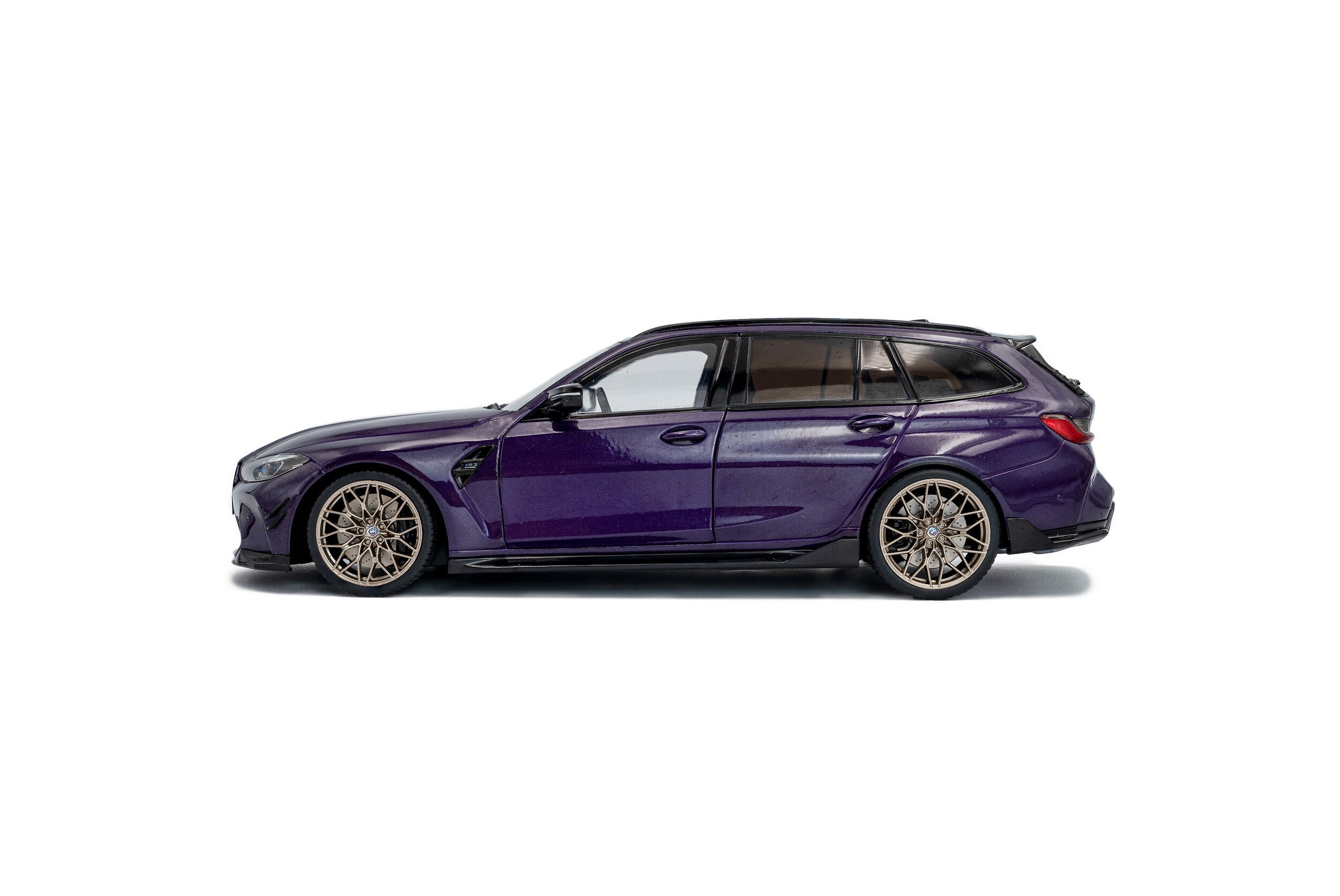 Solido 2024 BMW M3 Touring Performance Purple 1/18 scale diecast model car