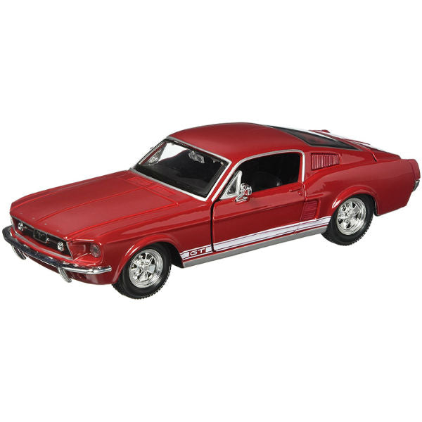 Maisto 1967 Ford Mustang GT 1/24 in acrylic case