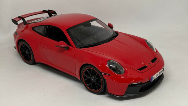 Automodello Maisto PORSCHE 911 GT3 2022 ARANCIONE nel 1001hobbies  (Ref.36458OR)