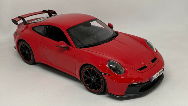 Buy Maisto - 1/18 Scale Model Compatible with Porsche Replica Miniature  Sports Car Collectible 911 GT3 2022 (Red) Online at Low Prices in India 