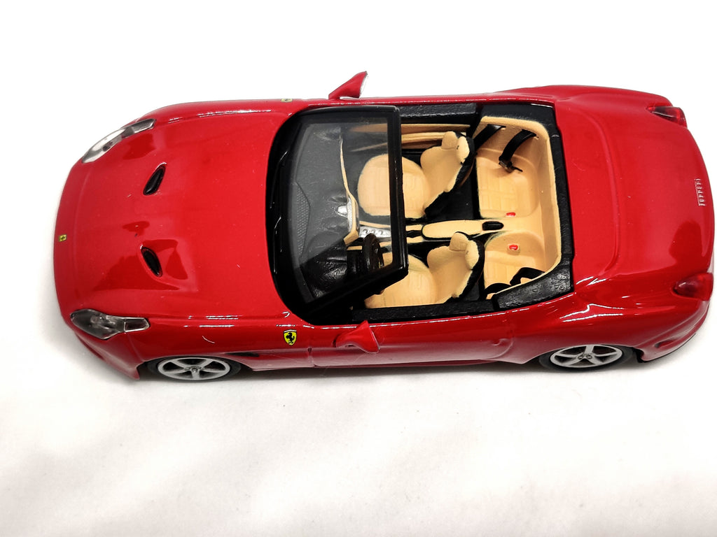 Bburago Ferrari California T Signature Edition Red 1/43