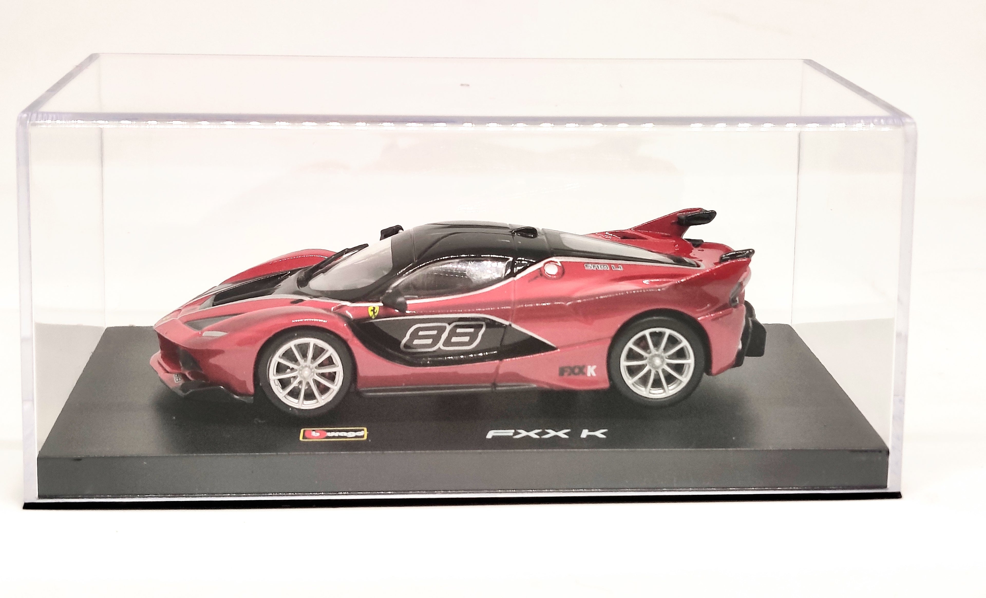 Bburago Ferrari FXXK Signature Edition Red 1/43