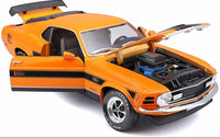 Maisto 1970 Ford Mustang Mach 1 1/18 Orange