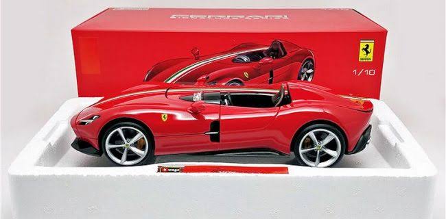 Ferrari Monza SP1 Red Metallic with Stripes 1/18 Diecast Model Car by Bburago