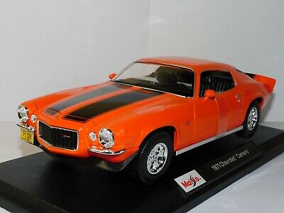 Maisto 1971 Chevrolet Camaro Orange 1/18