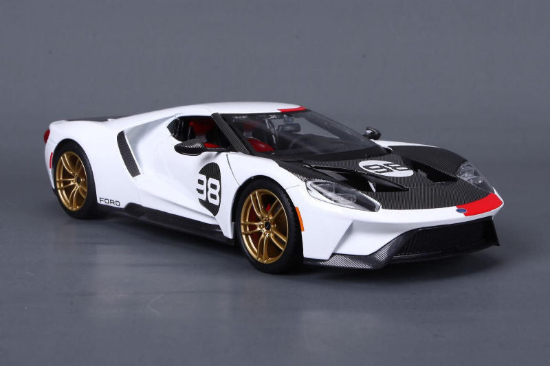 Ford gt diecast 1 18 hotsell