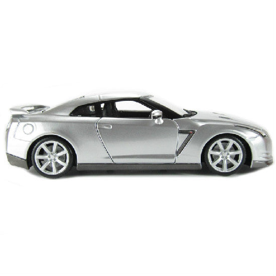 Bburago Nissan GT-R 2009 1/18 - Hobbytoys - 2