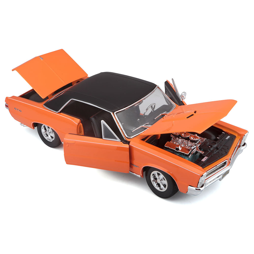 マイスト　1/18 1965 Pontiac Maisto International 1/18 1965 Pontiac GTO Hurst Ed Diecast Model